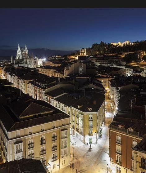 Ferienwohnung Buhardilla Con Vistas A La Catedral Burgo Exterior foto